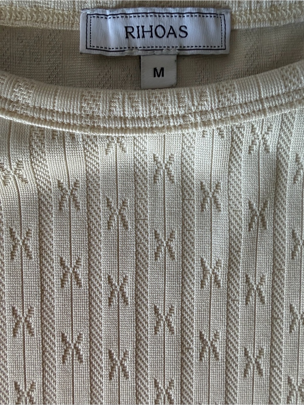 Rihoas Cream Sleeveless Boatneck Knit Tank Top, Size Medium - Picture 5 of 5